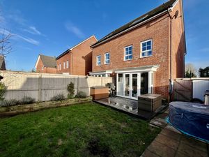 Photo 18- click for photo gallery